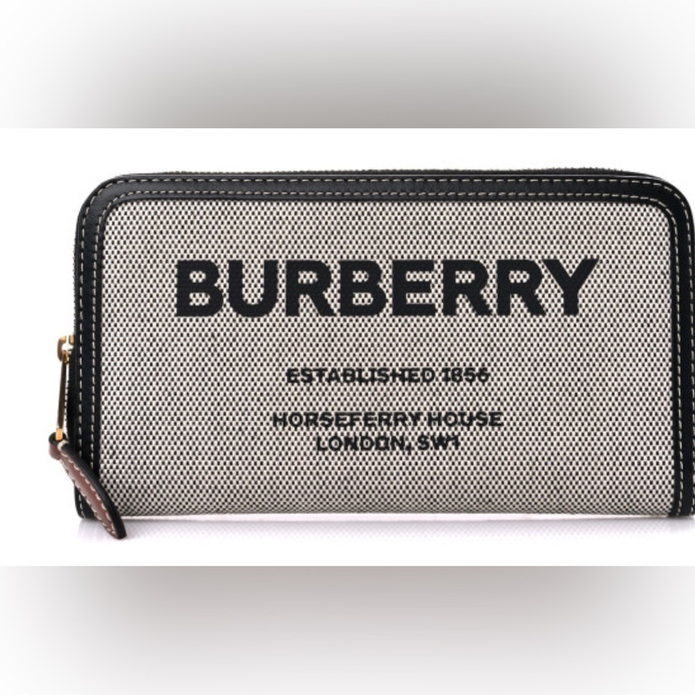 Burberry zip wallet